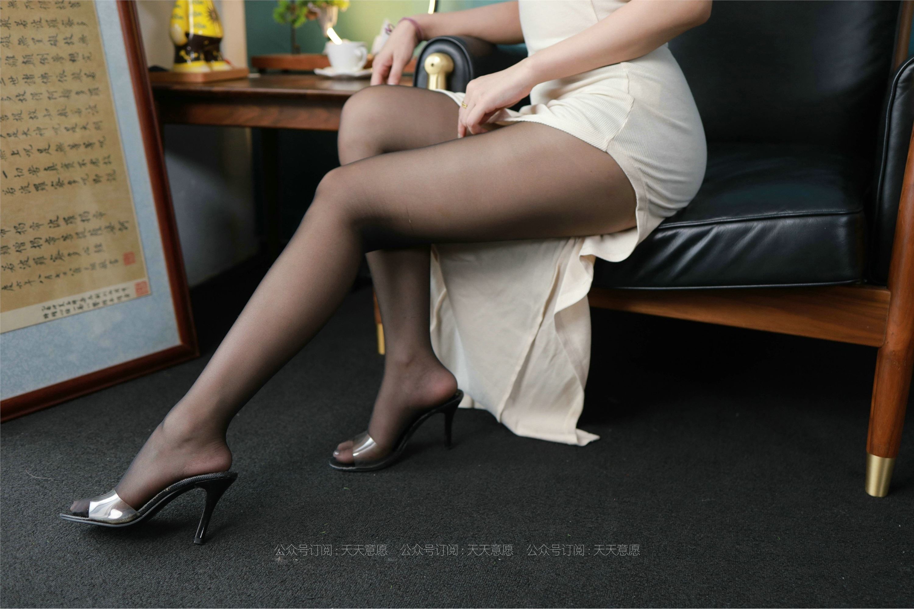 IESS异思趣向  2021.07.16 丝享家863：秋秋《高叉包臀裙》